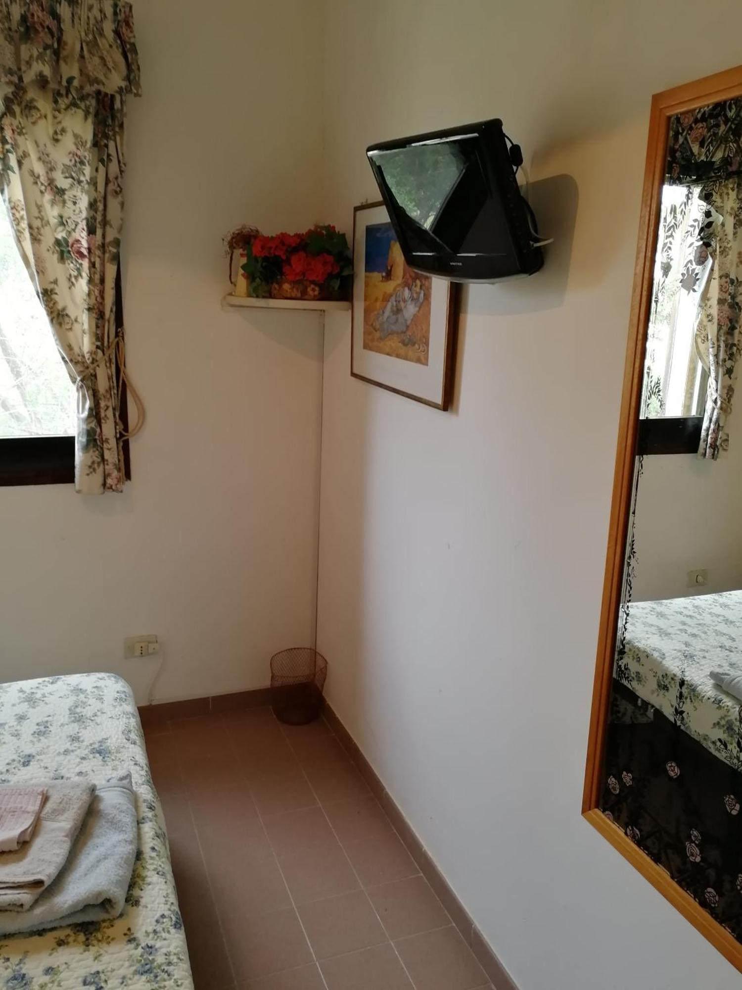 La Lantana Nuova Bed & Breakfast Flumini di Quartu Ngoại thất bức ảnh